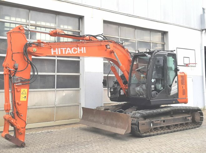 Hitachi ZX135US-6