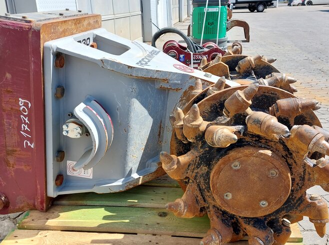Rockwheel Anbaufräse D30