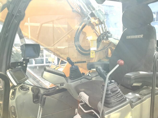 Liebherr R960 SME