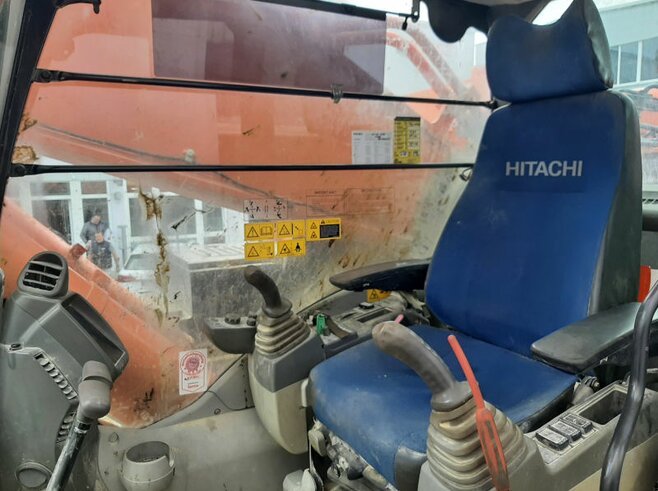 Hitachi ZX870LCH-5