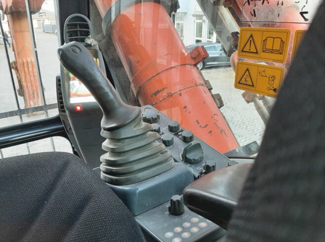Hitachi ZX870LCH-5