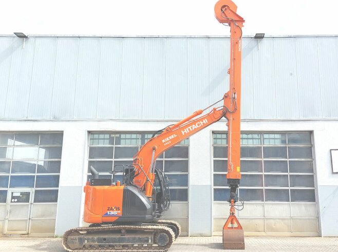 Hitachi ZX135US-6