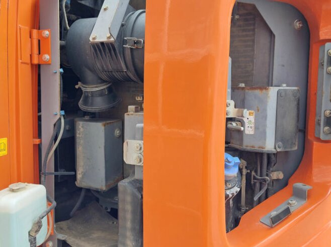 Hitachi ZX135US-6