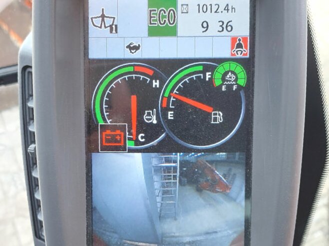 Hitachi ZX135US-6