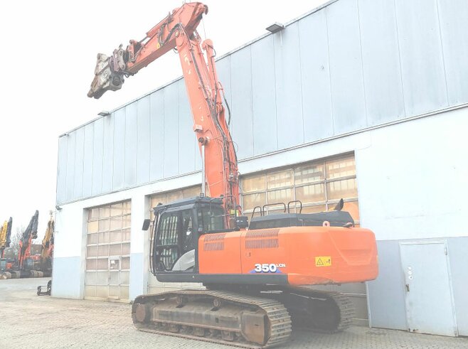Hitachi ZX350LCN-6 +Demarec MQP-45