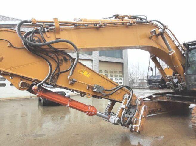 Hitachi ZX490LCH-6