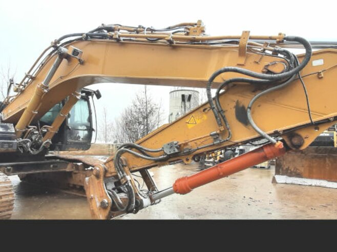 Hitachi ZX490LCH-6