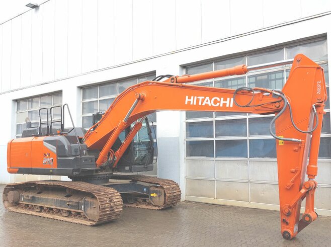 Hitachi ZX210LC-7
