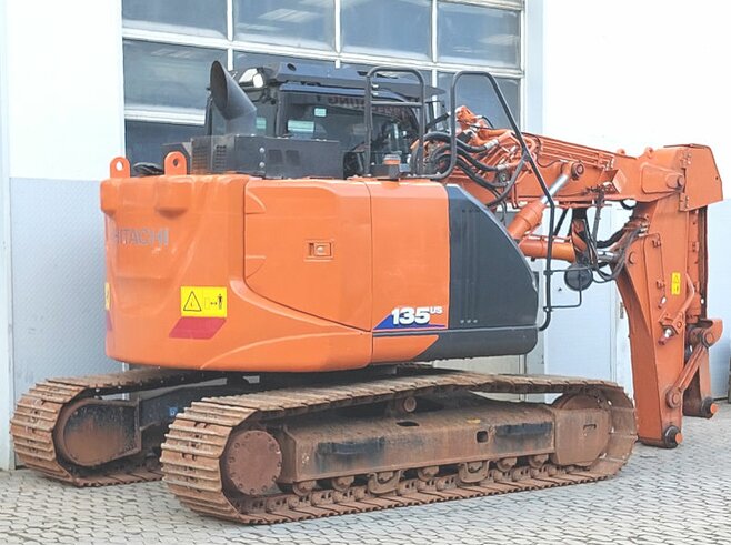 Hitachi ZX135US-6 Short reach front tunnel excavator