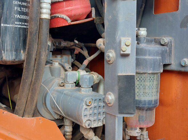 Hitachi ZX135US-6 Short reach front tunnel excavator