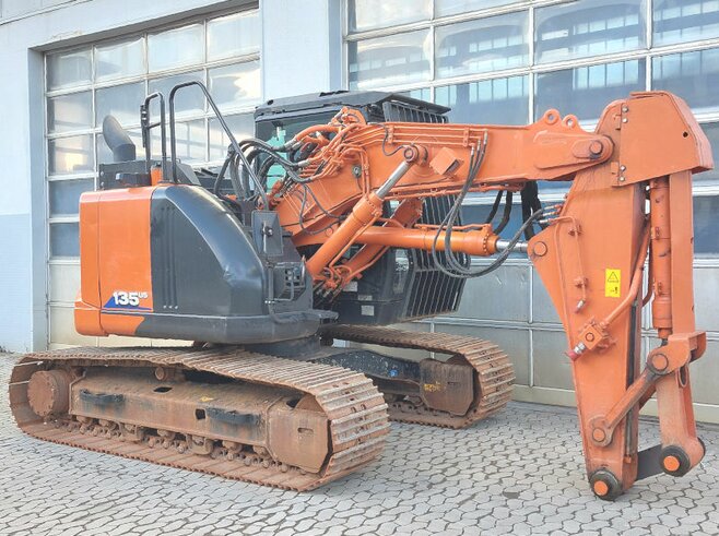 Hitachi ZX135US-6 Short reach front tunnel excavator