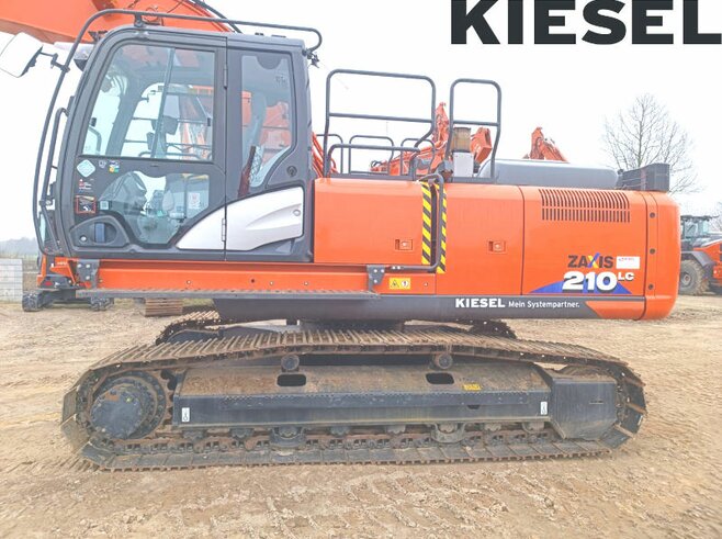 Hitachi ZX210LC-6 Teledipper