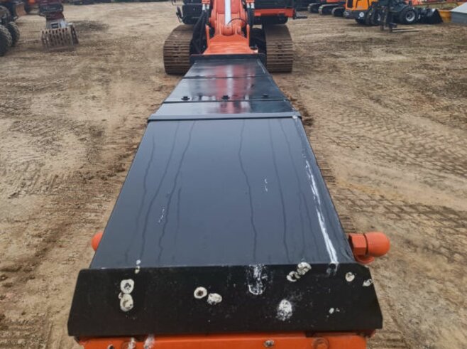 Hitachi ZX210LC-6 Teledipper