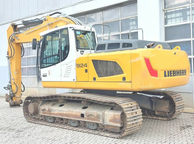 Liebherr R924LC