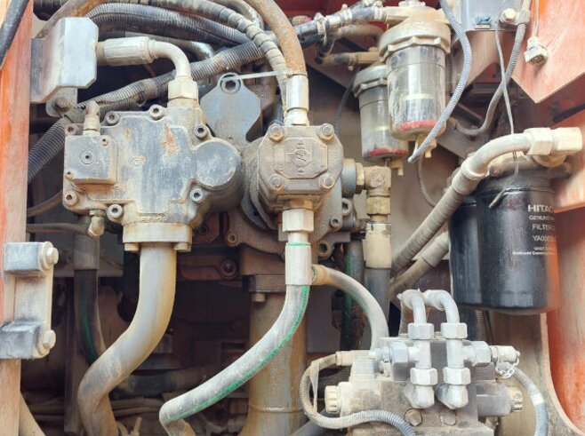 Hitachi ZX490LCH-6