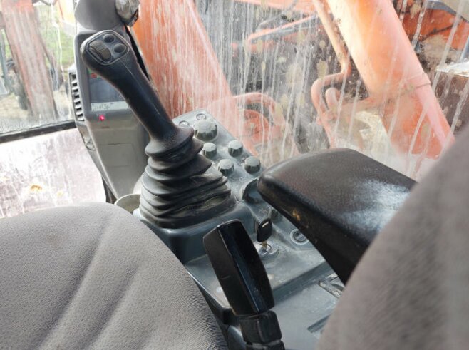 Hitachi ZX490LCH-6