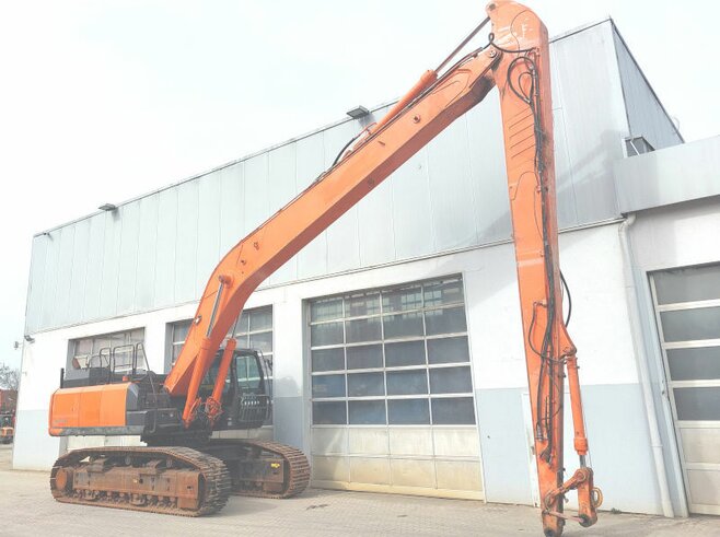 Hitachi KTEG KMD400-6 Longreach