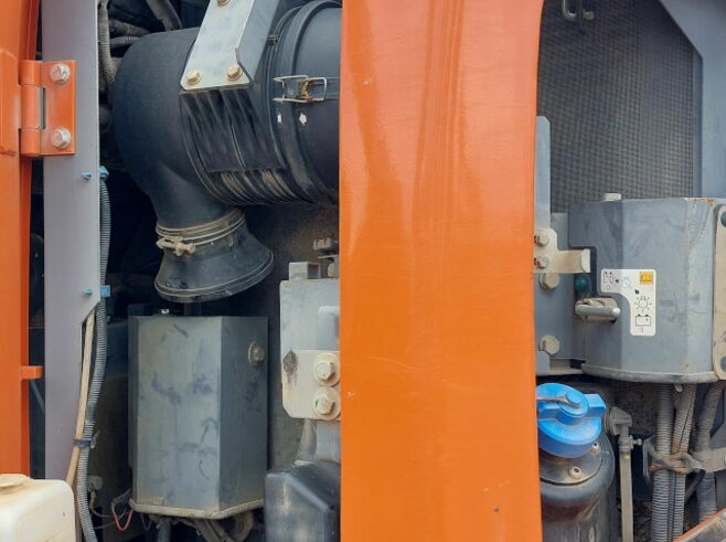 Hitachi ZX135US-6