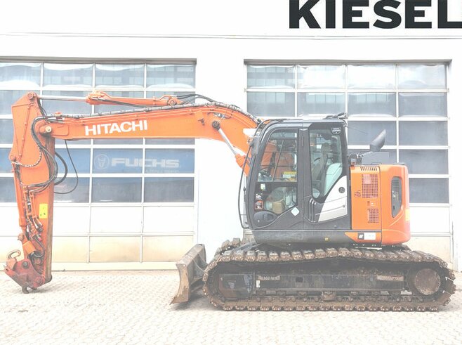 Hitachi ZX135US-6