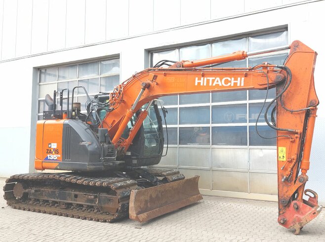 Hitachi ZX135US-6