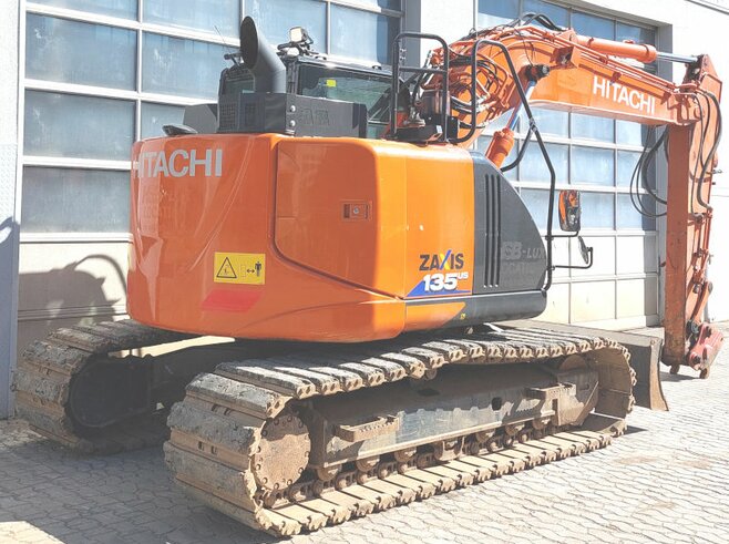 Hitachi ZX135US-6