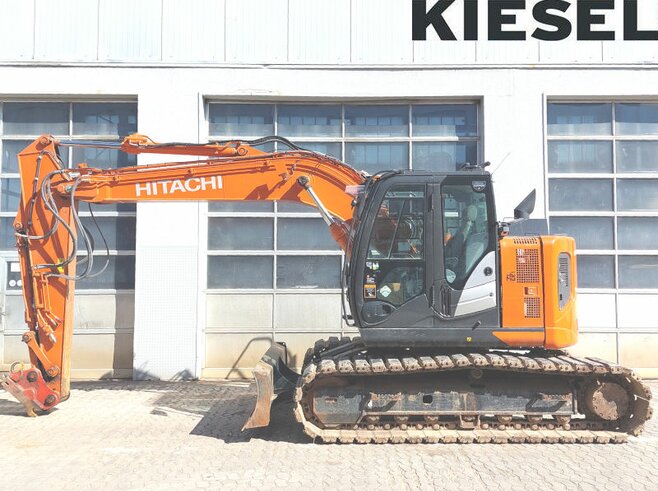 Hitachi ZX135US-6