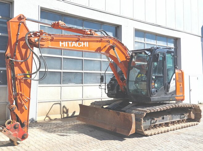Hitachi ZX135US-6