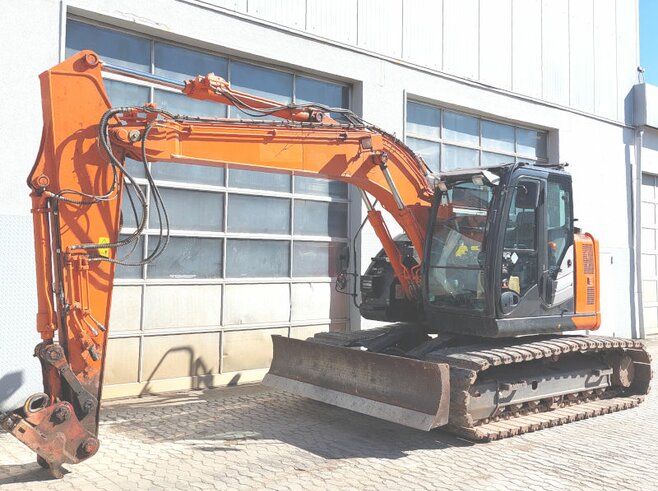 Hitachi ZX135US-6