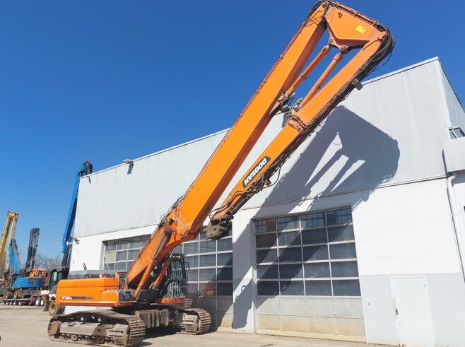 Doosan DX420LC