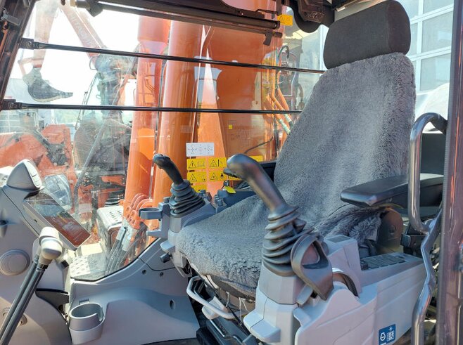 Hitachi ZX250LCN-7