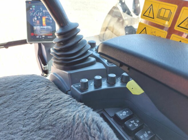 Hitachi ZX250LCN-7