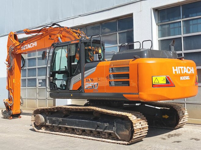 Hitachi ZX250LCN-7