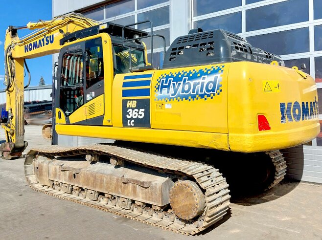 Komatsu HB365LC-3