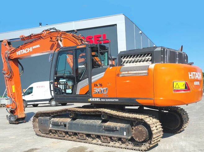 Hitachi ZX300LCN-7