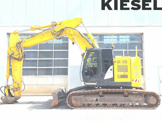 Hitachi ZX225USLC-6