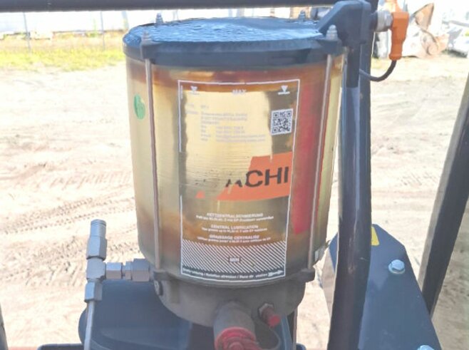 Hitachi ZX210LC-6
