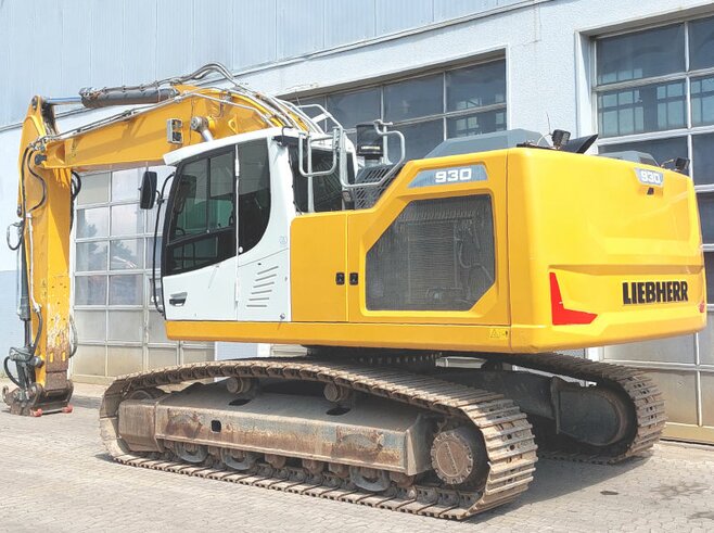 Liebherr R930NLC
