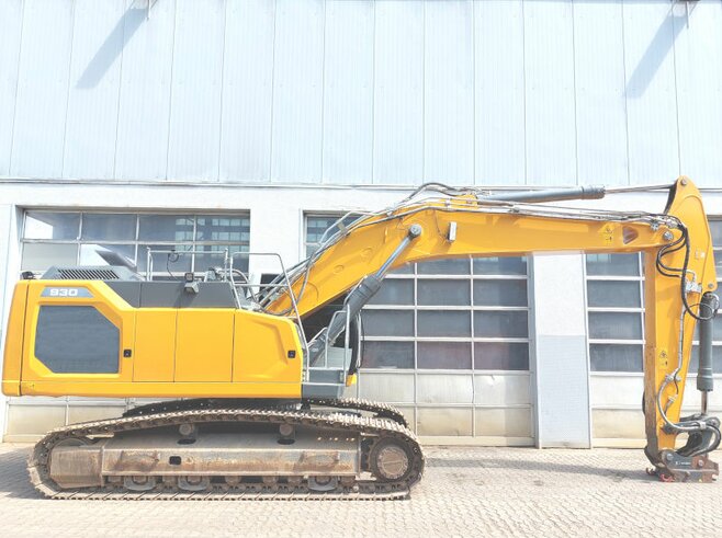 Liebherr R930NLC