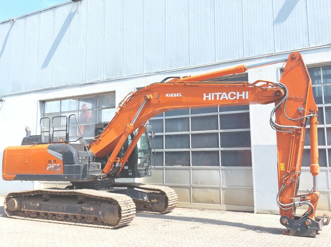 Hitachi ZX250LCN-7