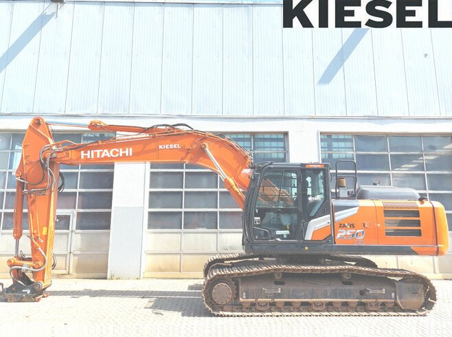 Hitachi ZX250LCN-7