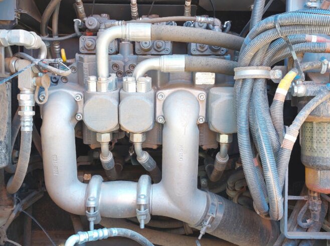 Hitachi ZX250LCN-7