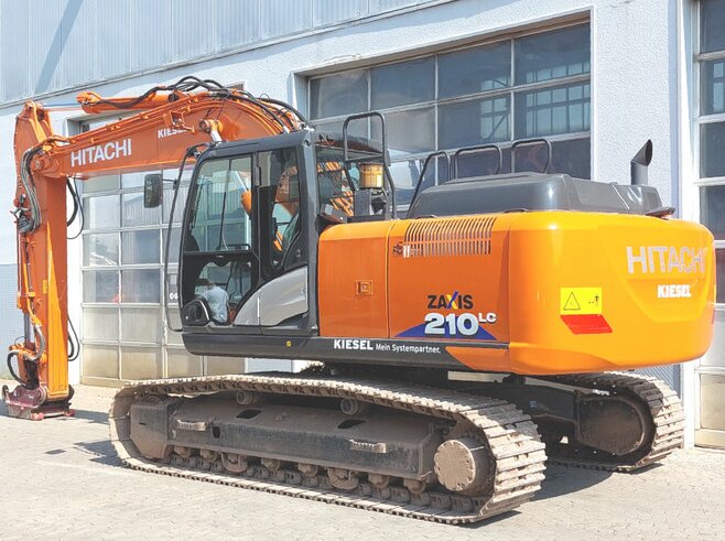 Hitachi ZX210LC-6