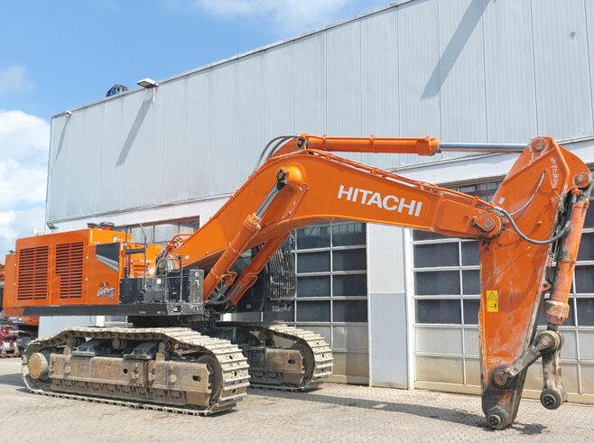 Hitachi ZX890LCH-7