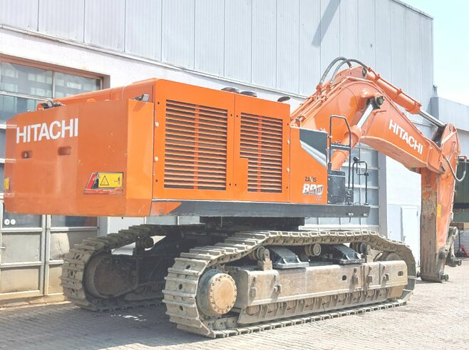 Hitachi ZX890LCH-7