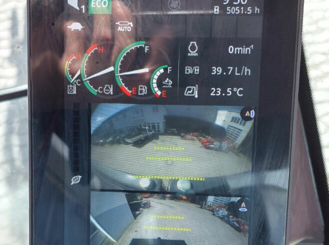 Hitachi ZX490LCH-7