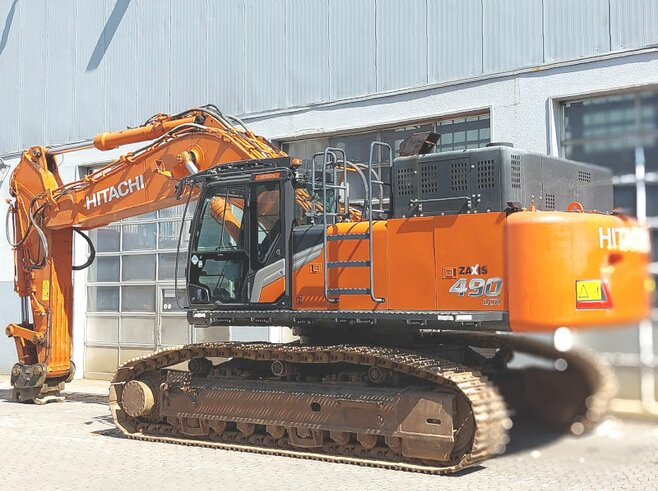 Hitachi ZX490LCH-7