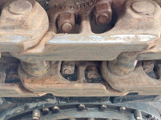Hitachi ZX225USLC-6