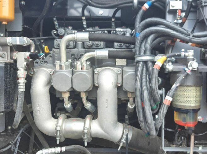 Hitachi ZX250LCN-7