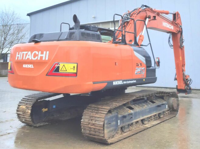 Hitachi ZX250LCN-7