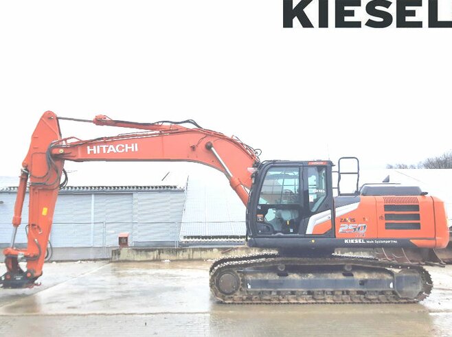 Hitachi ZX250LCN-7